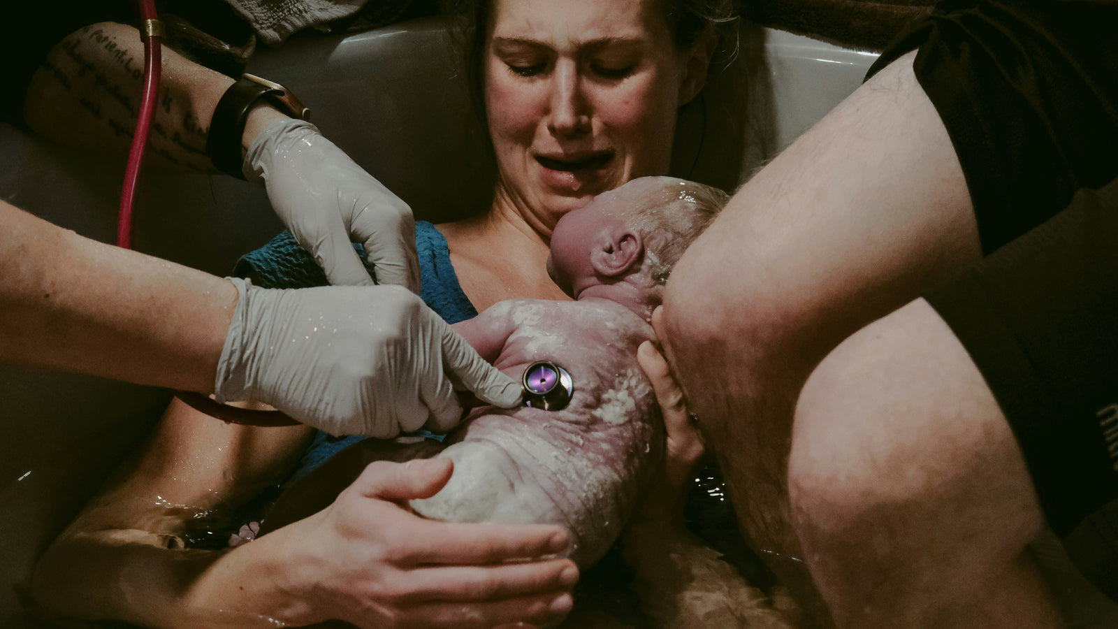 What's the difference between a doula and a midwife in Australia?